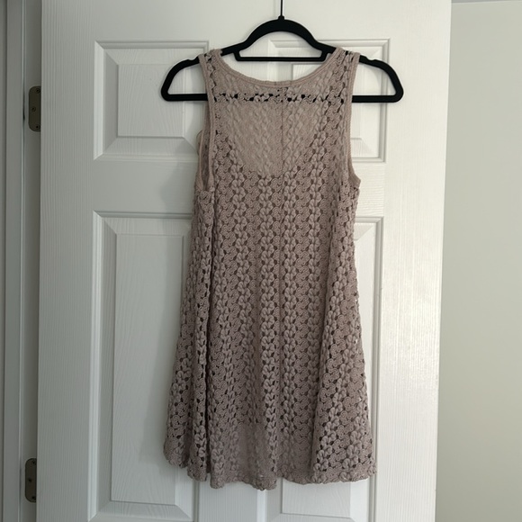 Charming Charlie taupe knit flowy top - Picture 3 of 3